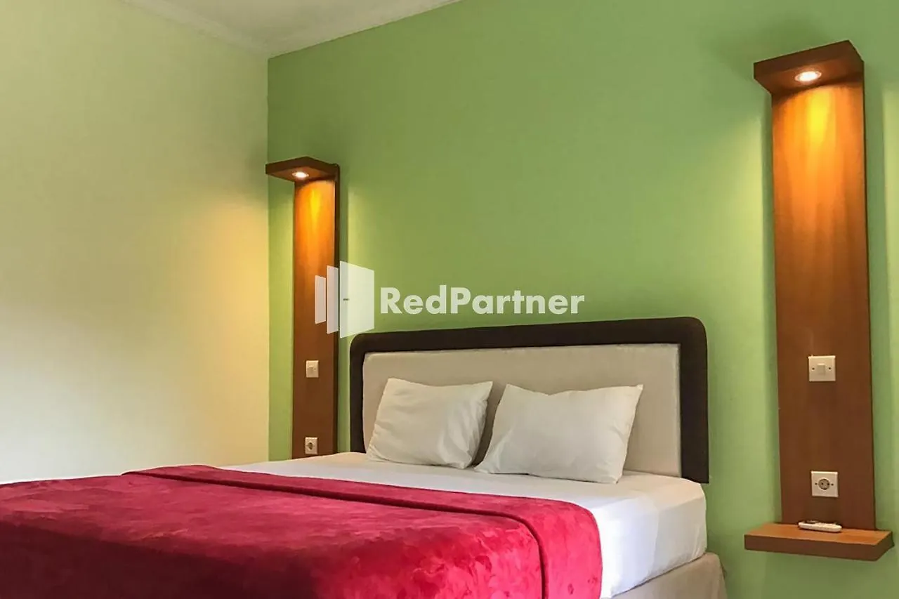 Pondok Mesari Redpartner Near Legian Beach Hotel
